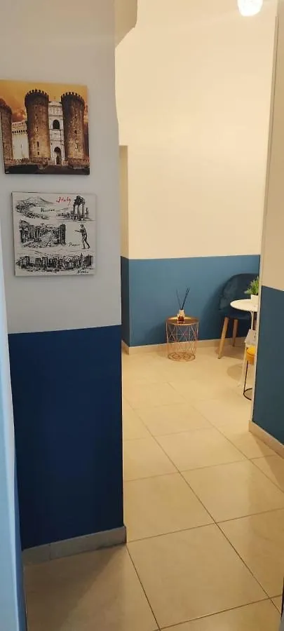 Domus Luigi Leone II Bed & Breakfast Naples