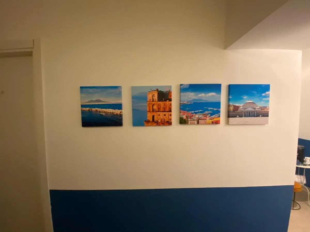 Domus Luigi Leone II Bed & Breakfast Naples
