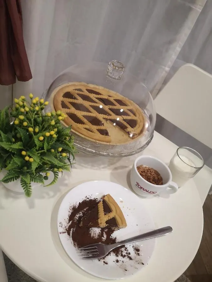 Domus Luigi Leone II Bed & Breakfast Naples 0*,  Italy
